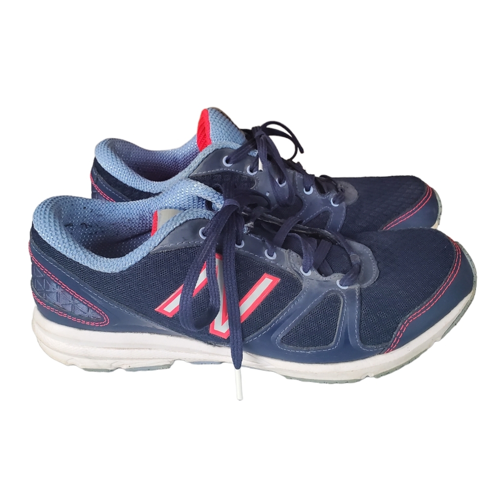New Balance 577 navy sneakers